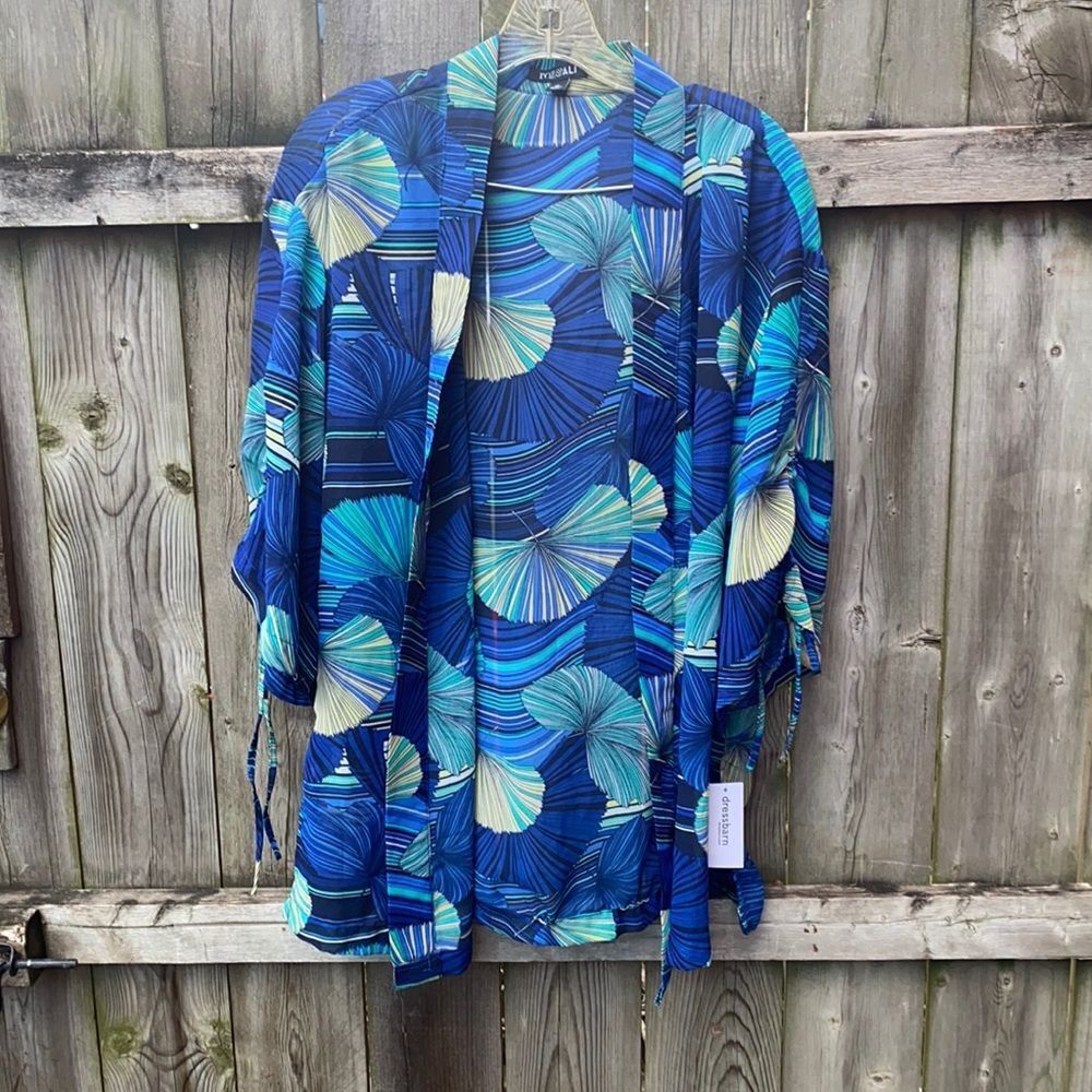 Roz & Ali sheer cover up top sz. M NWT